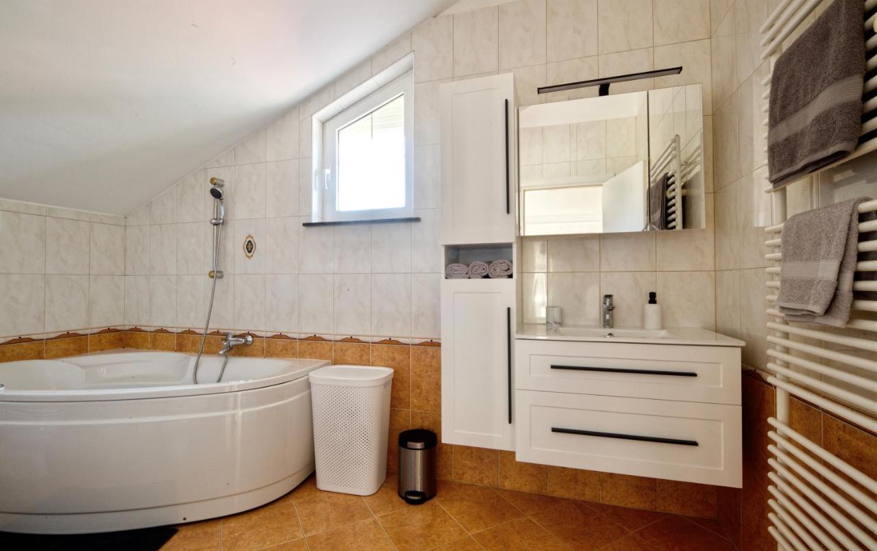 Relax House Nizic Villa Drazice Luaran gambar
